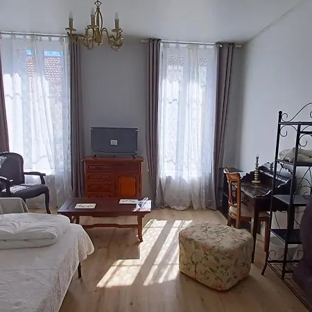 Logement Independant - 4/6 Personnes Apartment